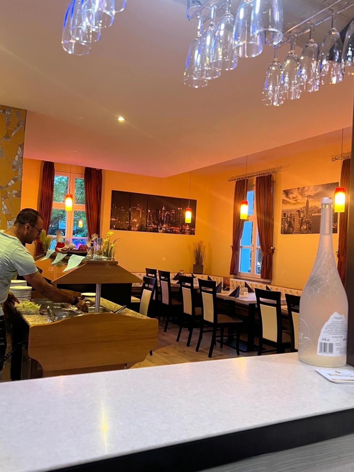 Hotel Alento Im Deutschen Haus Restaurant Olympia Magdeburg Exteriör bild