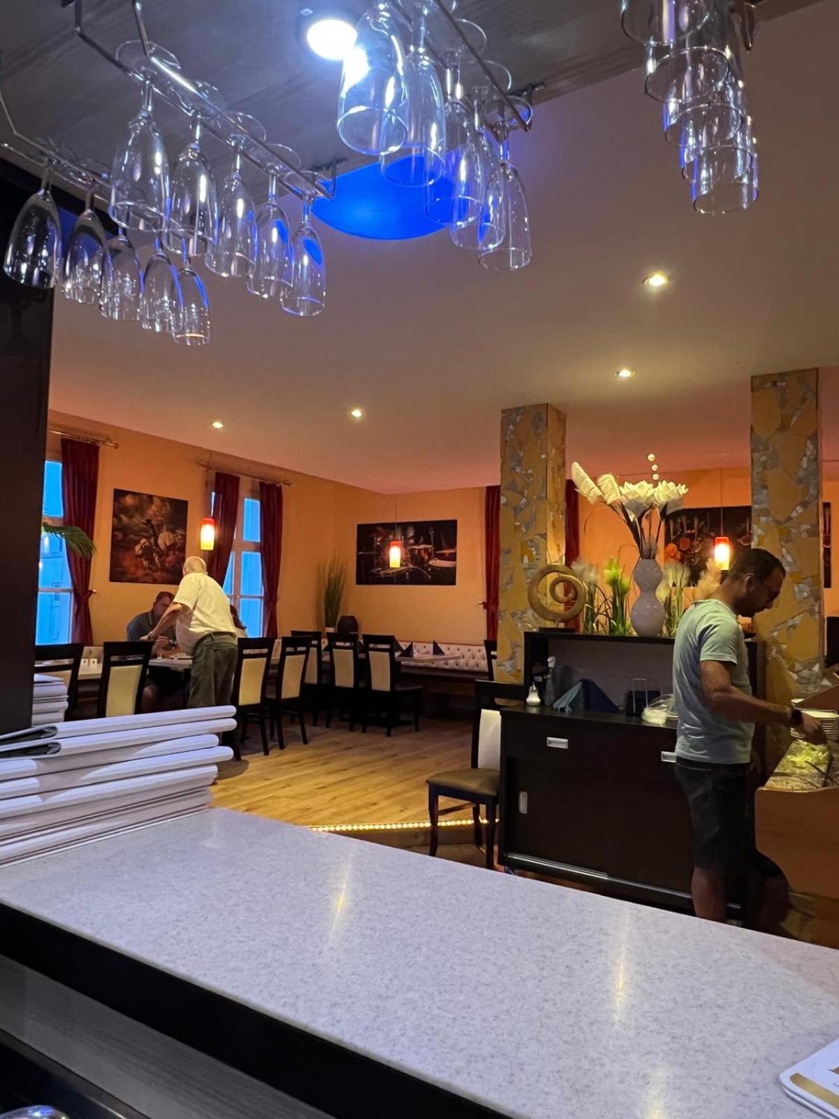 Hotel Alento Im Deutschen Haus Restaurant Olympia Magdeburg Exteriör bild